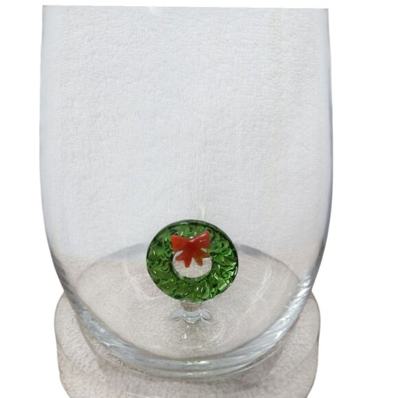 Stemless Wine Glass Christmas With Festive Green Wreath & Red Bow Design In Gift - Picture 2 of 14